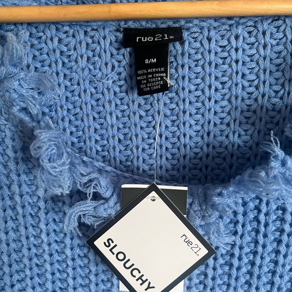 Rue 21 Slouchy Fringe Collar Oversized Sweater Size S/M - Picture 3 of 7